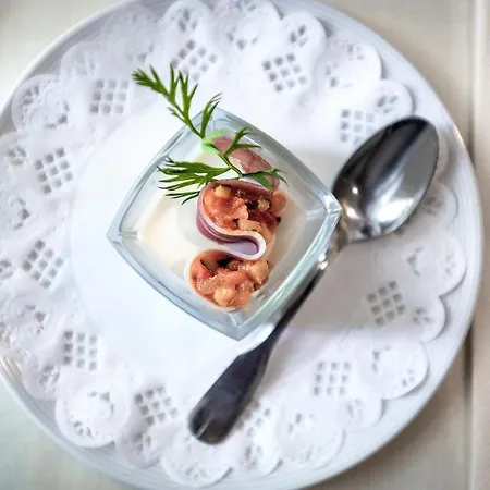 Logis Restaurant Le Mont Aigoual Otel 3*
