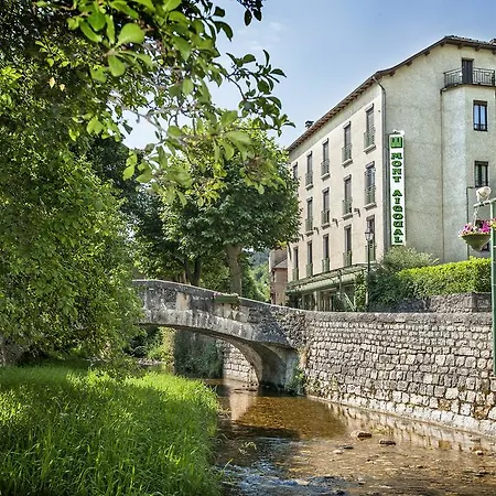 Otel Logis Restaurant Le Mont Aigoual 3*