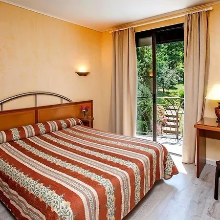 Otel Logis Restaurant Le Mont Aigoual 3*