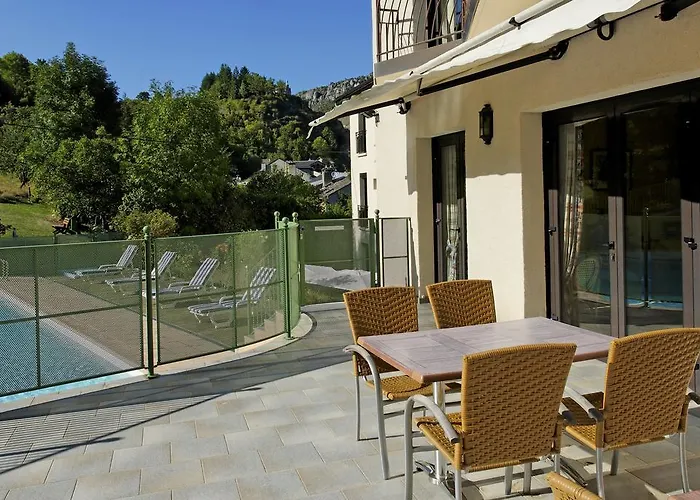 Logis Restaurant Le Mont Aigoual Hotel Meyrueis